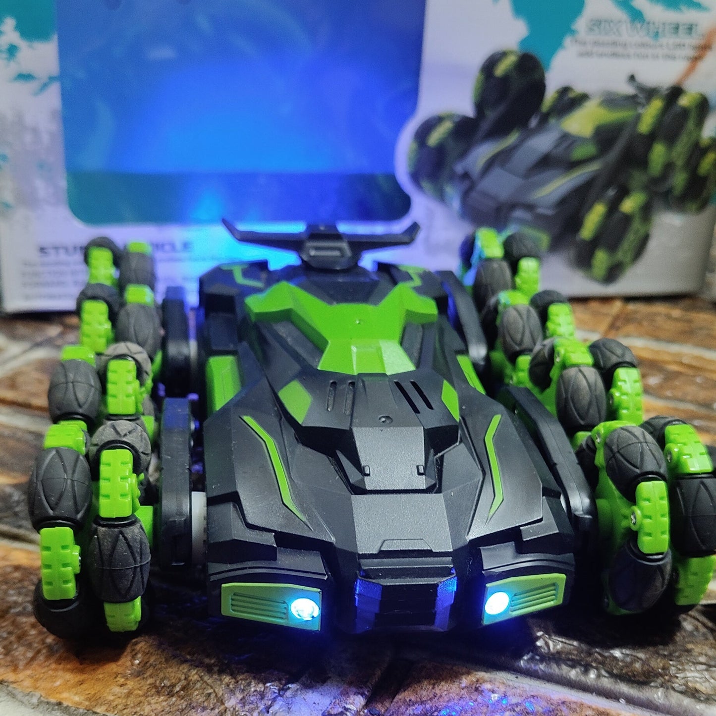 🚗 سيارة sprayer stunt car&nbsp; بـ 8 عجلات – متعة، قوة، وذكاء!