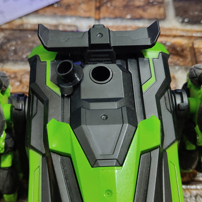 🚗 سيارة sprayer stunt car&nbsp; بـ 8 عجلات – متعة، قوة، وذكاء!