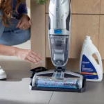 Gagnez un temps précieux avec le Bissell CrossWave C3 Select. Aspirez, lavez et séchez vos sols en un seul passage. La solution tout-en-un pour une maison impeccable, disponible chez Palayra. – Image 7