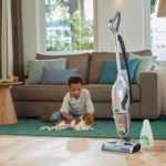 Gagnez un temps précieux avec le Bissell CrossWave C3 Select. Aspirez, lavez et séchez vos sols en un seul passage. La solution tout-en-un pour une maison impeccable, disponible chez Palayra. – Image 8