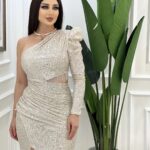 Robe de Soirée Scintillante Asymétrique "Aura Éclatante"