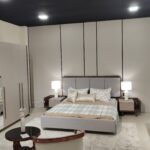 Chambre à Coucher Complète "Porto" (Design Épuré, Lit Capitonné & Dressing Spacieux) | Palayra