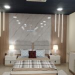 Chambre à Coucher Complète "Lucas" (Panneaux Effet Marbre, Lattes Lumineuses & Dressing) | Palayra