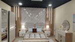 Chambre à Coucher Complète "Lucas" (Panneaux Effet Marbre, Lattes Lumineuses & Dressing) | Palayra
