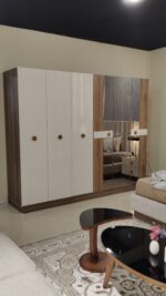 Chambre à Coucher Complète "Petra" (Panneau Mural Géométrique, Lattes Lumineuses & Design Haut de Gamme) | Palayra – Image 2