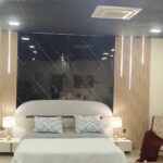Chambre à Coucher Adulte de Luxe Hêtre - Tissu Bouclé & Miroir Fumé | Palayra
