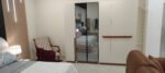 Chambre à Coucher Adulte de Luxe Hêtre - Tissu Bouclé & Miroir Fumé | Palayra – Image 3