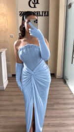 Robe de Soirée Haute Couture Bustier avec Corsage Perlé et Gants Assortis (Modèle Élégance Royale) | Palayra – Image 5